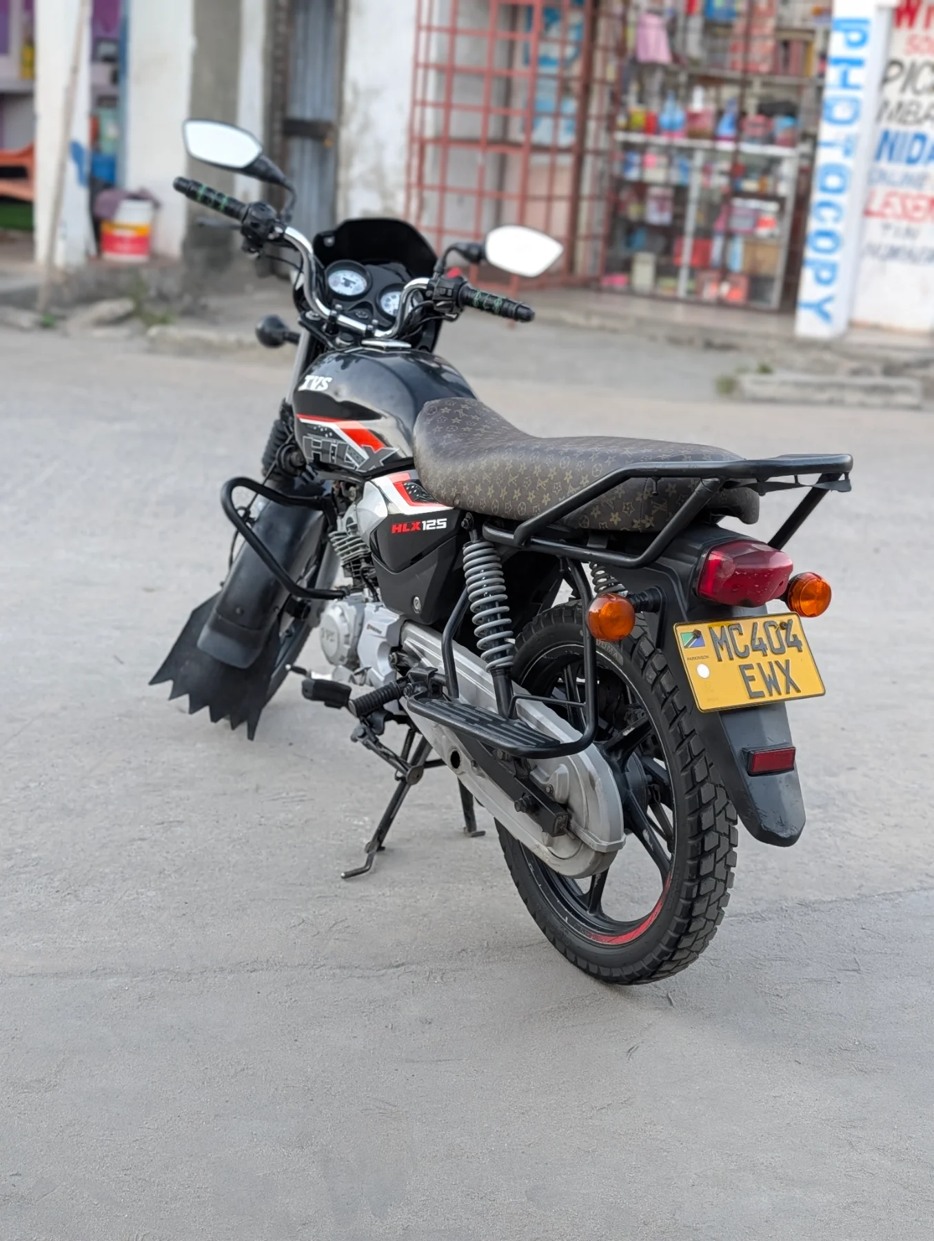 TVS 125 — photo 7