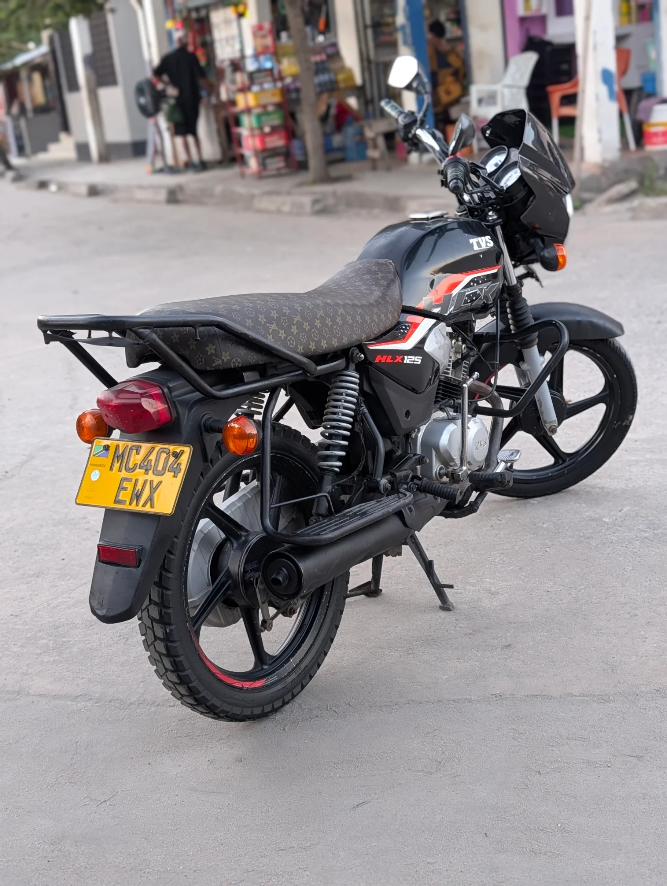 TVS 125 — photo 4