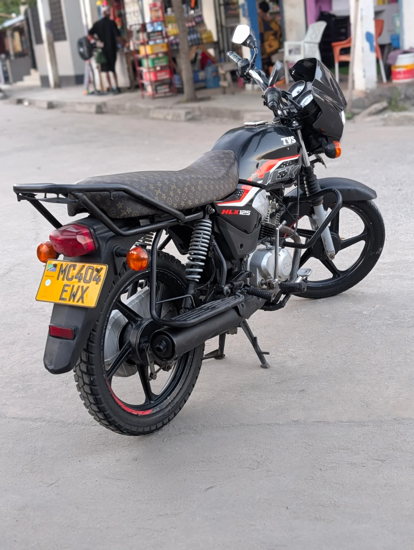 TVS 125 — photo 5
